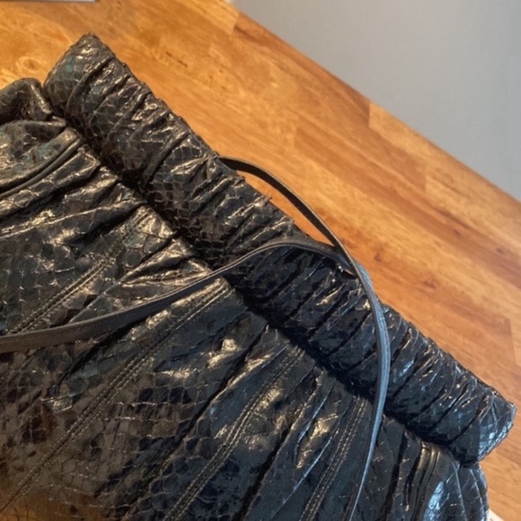 Varon Snakeskin Vintage Crossbody/Clutch Bag Black - Picture 8 of 11